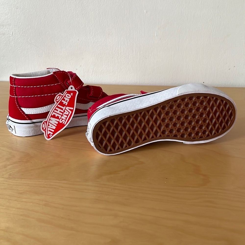 Vans Red Mid Top Sneakers Size 1 Youth NWT KIDS SK8-MID REISSUE V